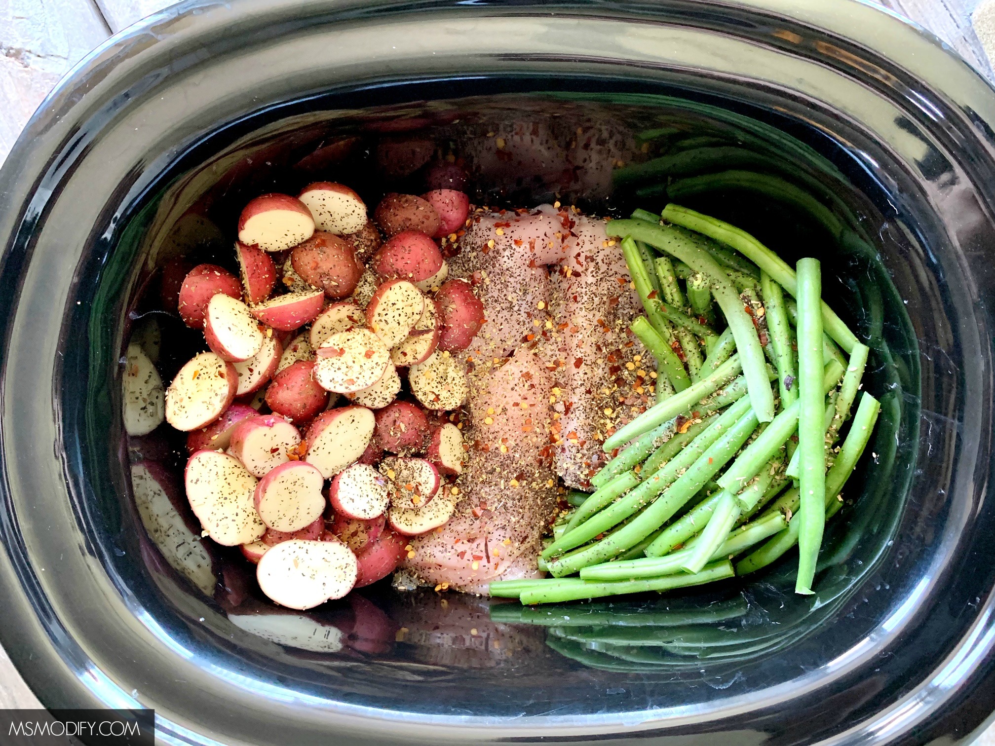 Seasoned Chicken, Potatoes and Green beans - The Magical Slow Cooker