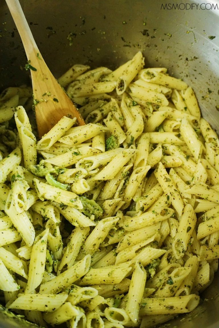 {Gluten Free} One-Pot Lemon Herb Broccoli Pasta - MsModify